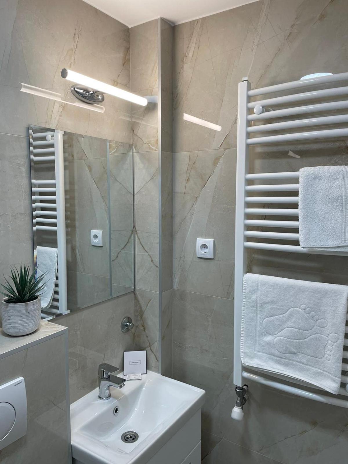 Galaxy Apartments Belgrad Exterior foto